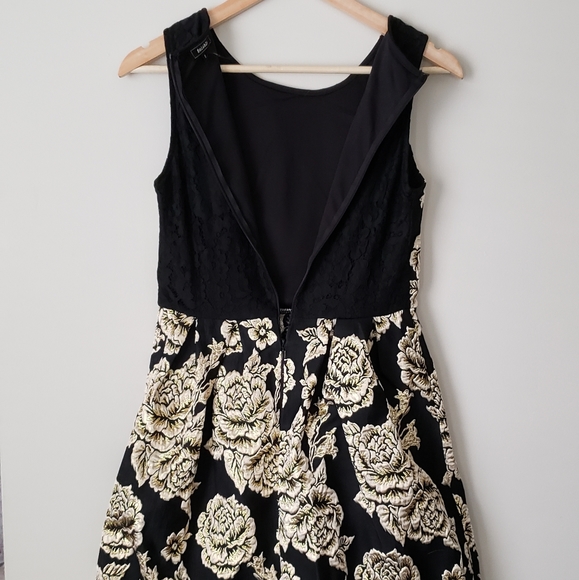 Soieblu • Modcloth Floral Design Metallic Dress - Picture 6 of 9